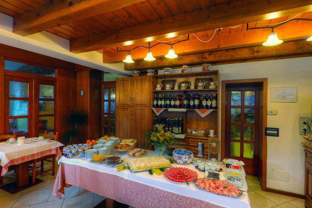 Gh Hotel Fratazza San Martino Di Castrozza Bilik gambar