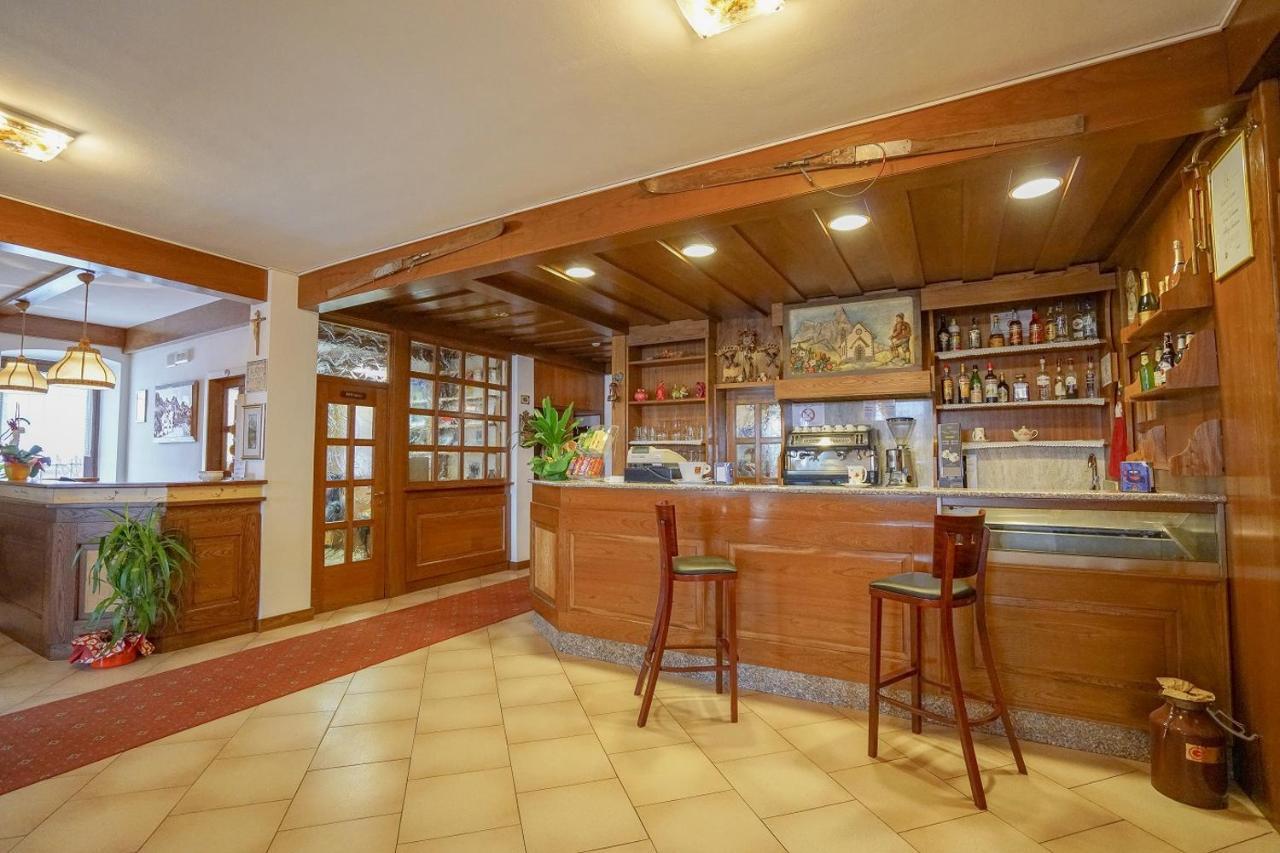 Gh Hotel Fratazza San Martino Di Castrozza Luaran gambar